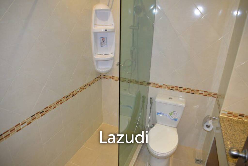 Studio 1 Bath 30 SQ.M Thepthip Mansion