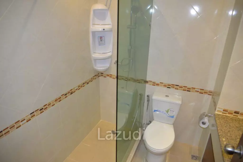 Studio 1 Bath 30 SQ.M Thepthip Mansion