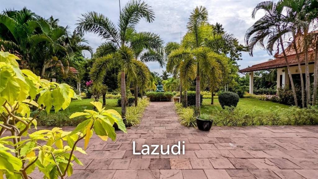 Large Garden House for Sale in Mabprachan