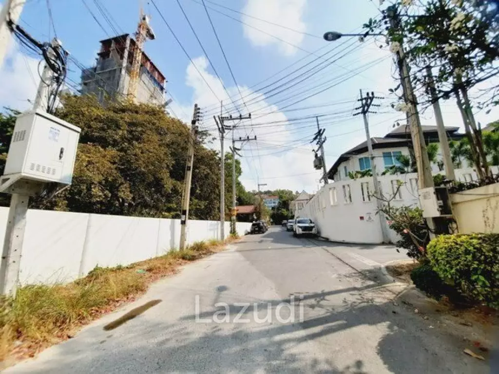 Great Location for Sale in Pratumnak Hill 