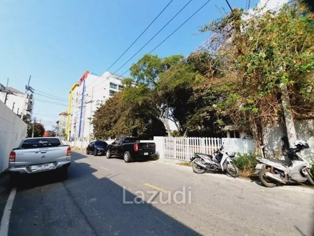 Great Location for Sale in Pratumnak Hill 