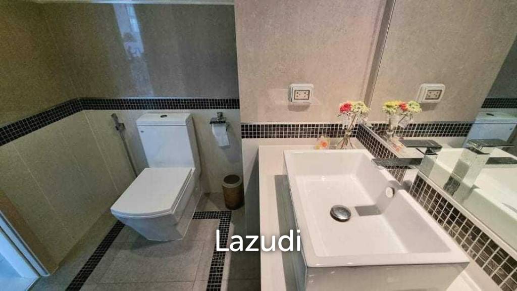 High Floor Wong Amat Tower for Sale in Pattaya