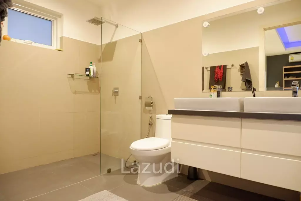 Private Pool Modern House for Sale in Huay Yai