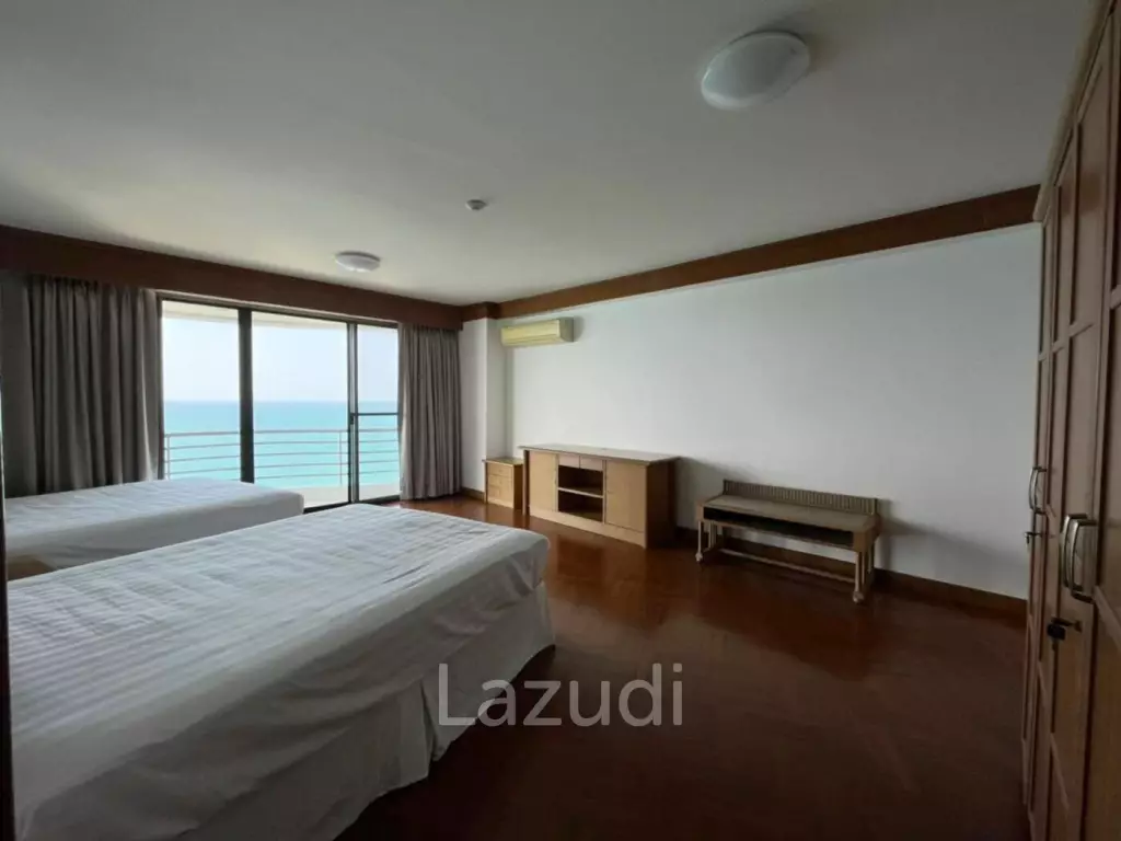 Royal Cliff Garden Condo for Sale in Pratumnak