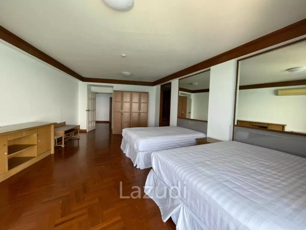 Royal Cliff Garden Condo for Sale in Pratumnak