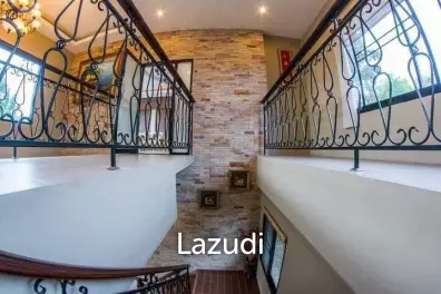 5 Bedrooms House for Sale in Huay Yai