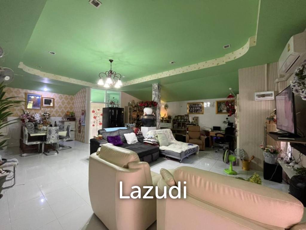 House with 2 Bedrooms for Sale in East Pattaya