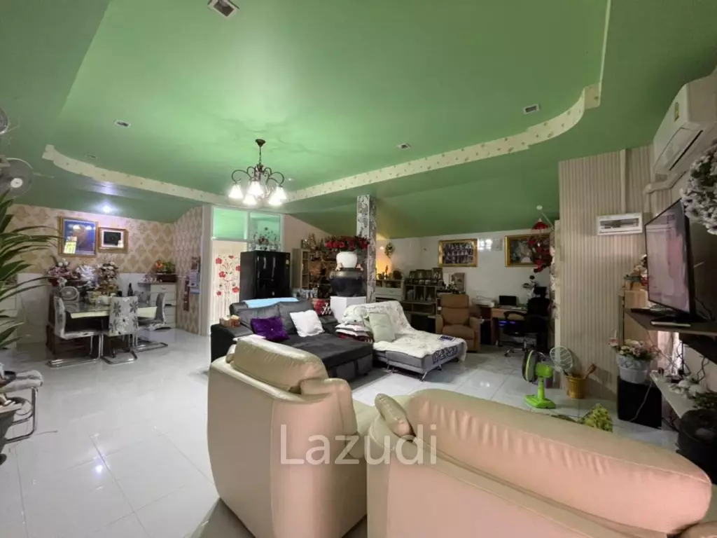 House with 2 Bedrooms for Sale in East Pattaya