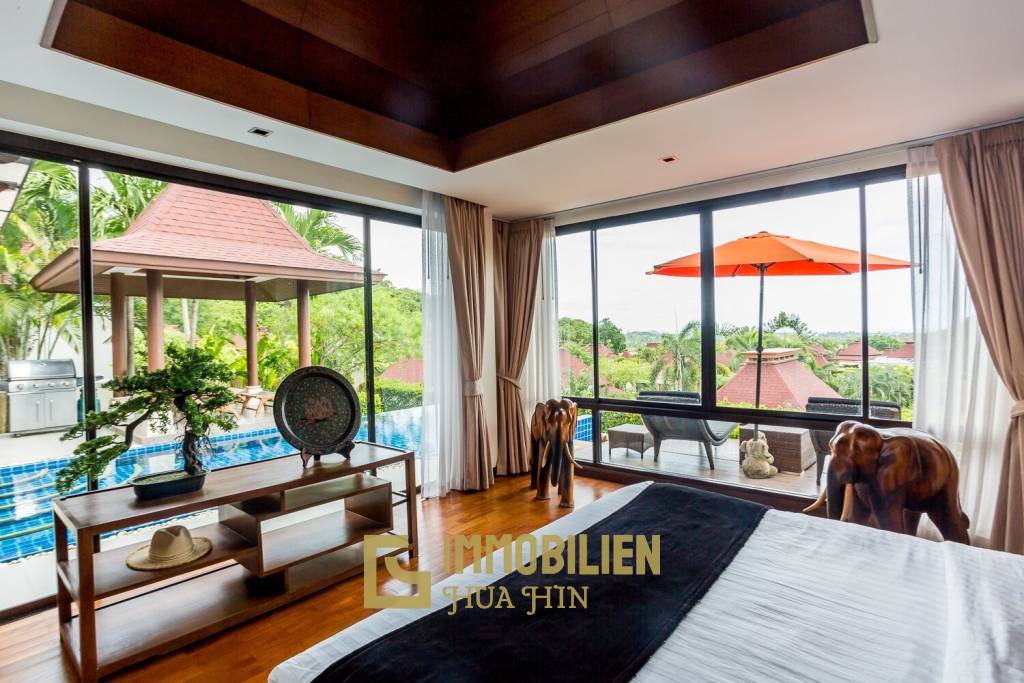 Panorama / Khao Tao: 3 Schlafzimmer Villa mit Meerblick