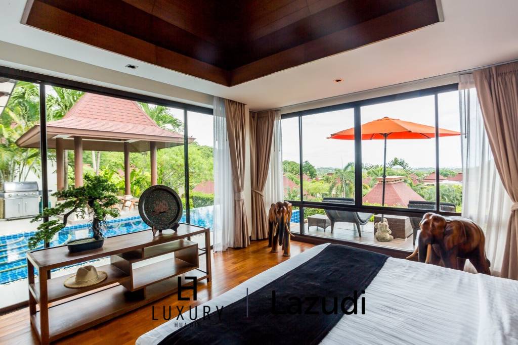 Panorama / Khao Tao: 3 Schlafzimmer Villa mit Meerblick