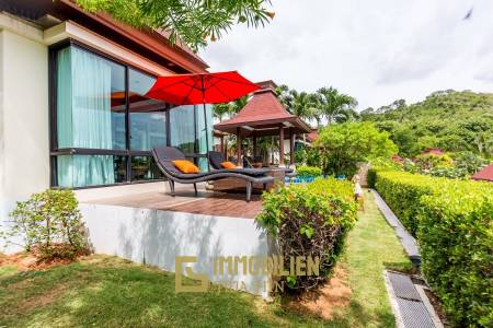 Panorama / Khao Tao: 3 Schlafzimmer Villa mit Meerblick