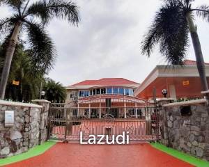 Pool Villa Full Furniture for Sale in East Pattaya