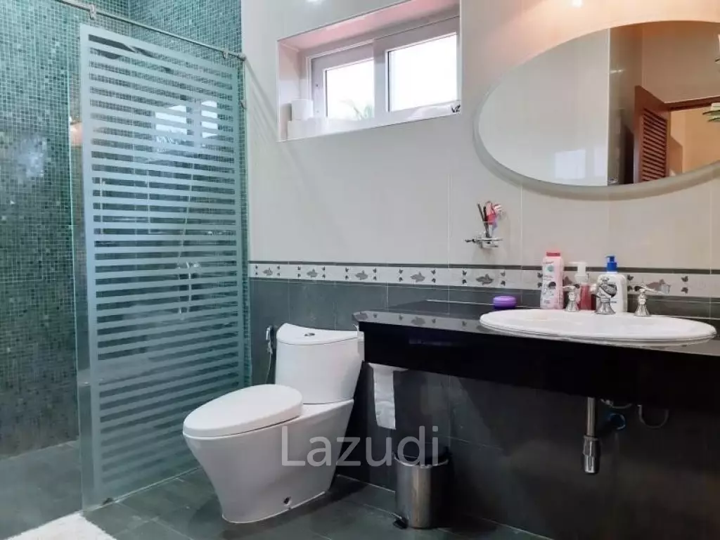 Pool Villa Full Furniture for Sale in East Pattaya