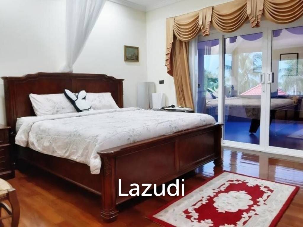 Pool Villa Full Furniture for Sale in East Pattaya