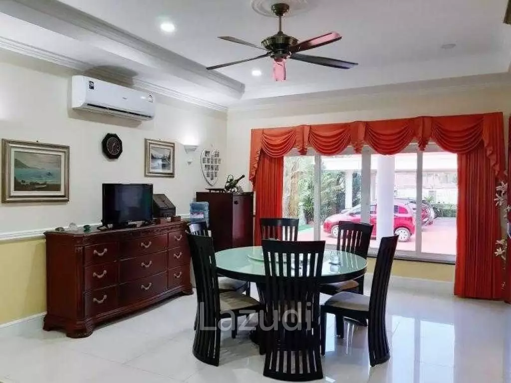 Pool Villa Full Furniture for Sale in East Pattaya