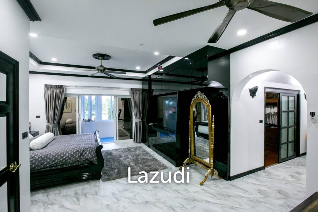 Pool Villa Full Furniture for Sale in East Pattaya