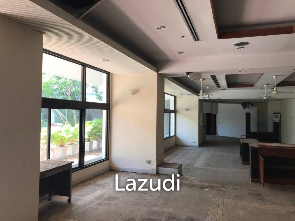 Paradise Jomtien Complex Office for Sale
