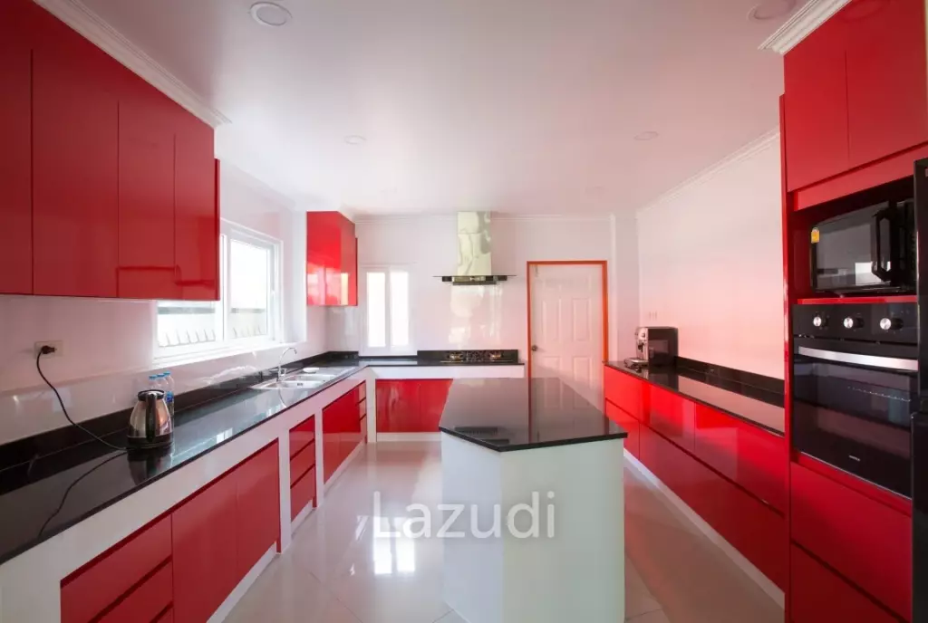 Mabprachan House with Pool for Sale