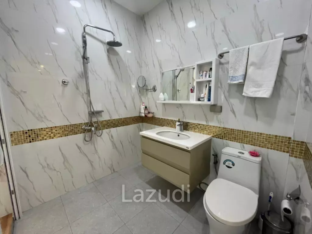 House for Sale on 1,600 Sqm of Land plot Size