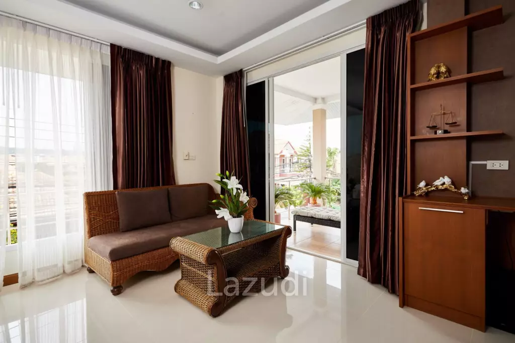 Pool Villa House for Rent in South of Pattaya