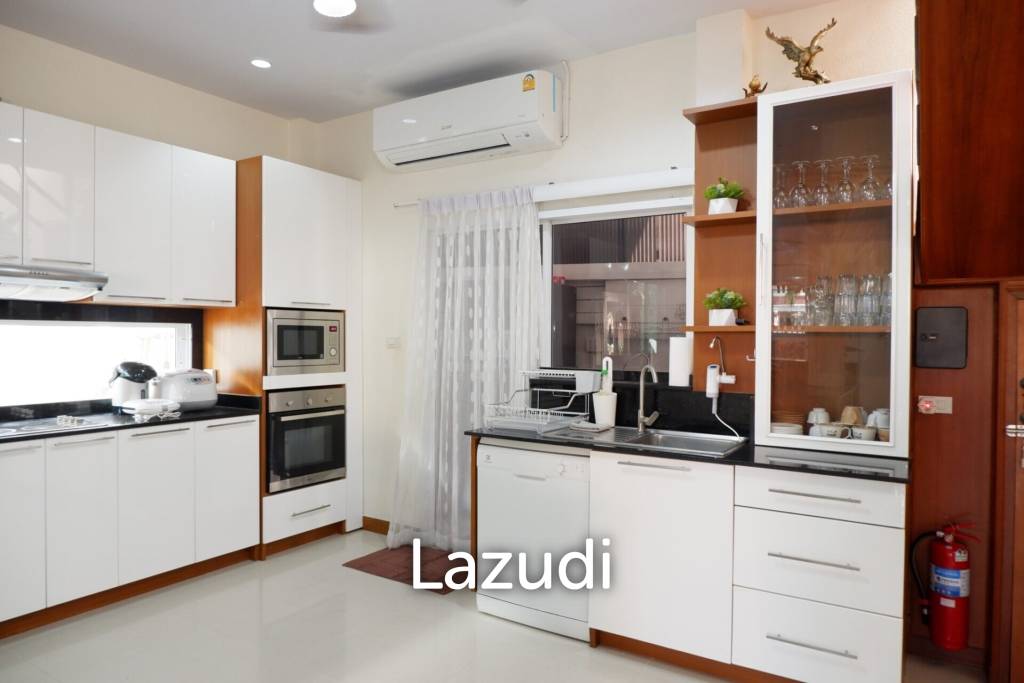 Pool Villa House for Rent in South of Pattaya