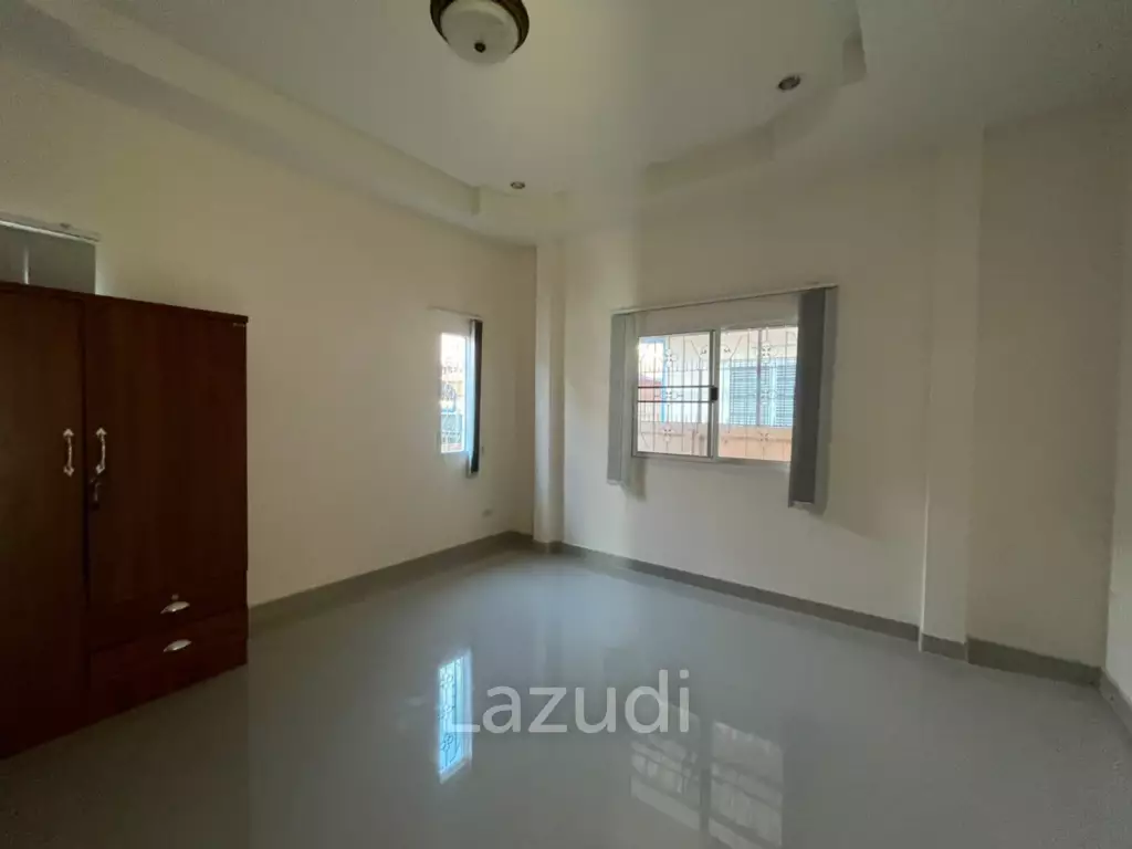 Single House with Unfurnished for Sale