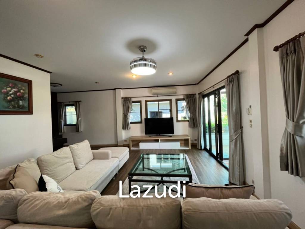 3 Bedrooms 200 SQ.M House in Na Jomtien