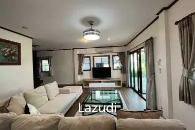 3 Bedrooms 200 SQ.M House in Na Jomtien