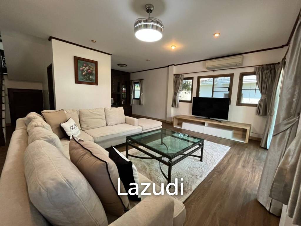 3 Bedrooms 200 SQ.M House in Na Jomtien