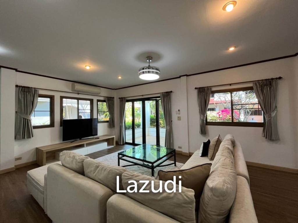 3 Bedrooms 200 SQ.M House in Na Jomtien