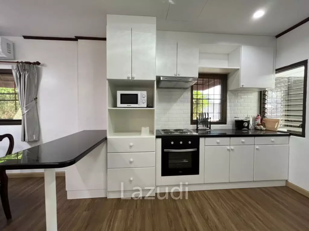 3 Bedrooms 200 SQ.M House in Na Jomtien