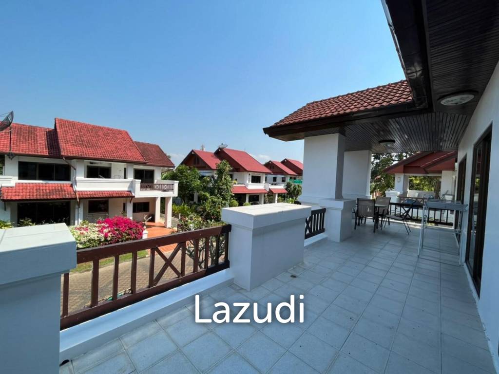3 Bedrooms 200 SQ.M House in Na Jomtien