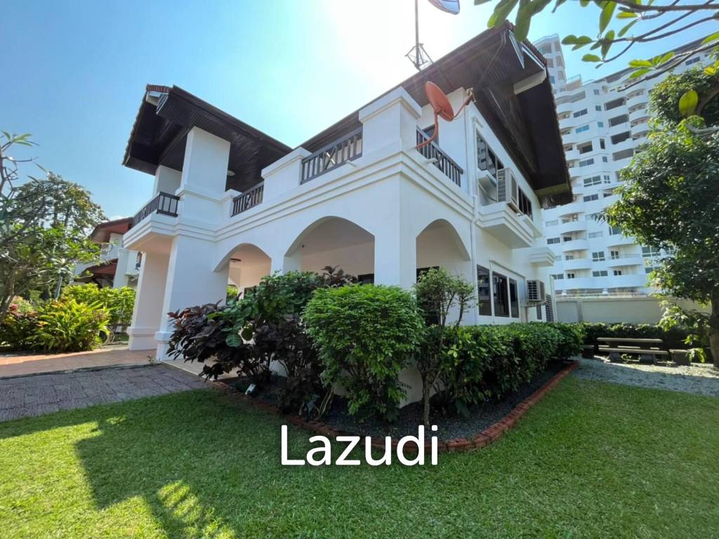 3 Bedrooms 200 SQ.M House in Na Jomtien