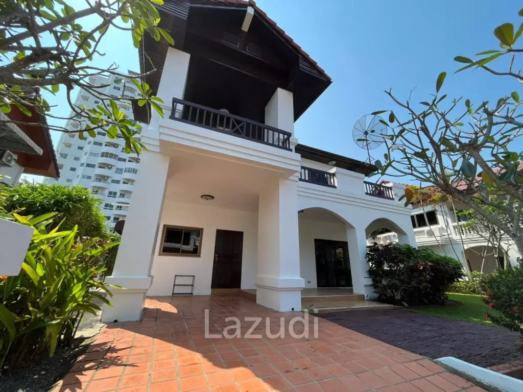 3 Bedrooms 200 SQ.M House in Na Jomtien