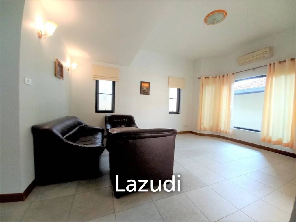 4 Bedrooms Pratumnak House for Sale