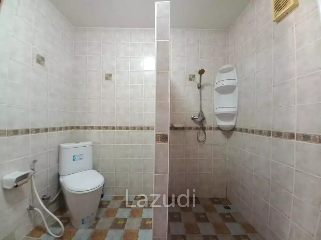 4 Bedrooms Pratumnak House for Sale