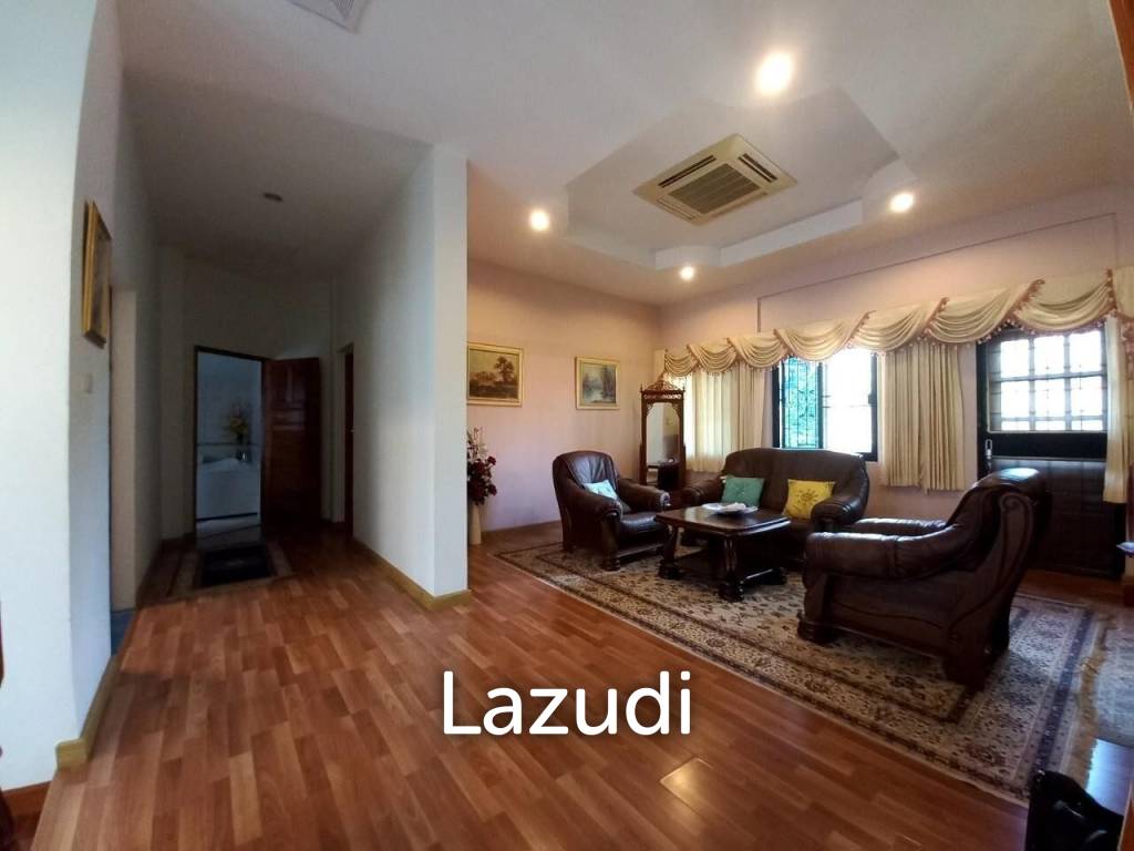 4 Bedrooms Pratumnak House for Sale