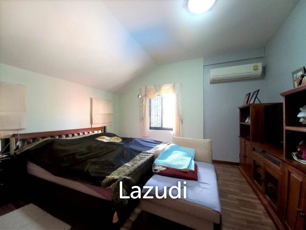 4 Bedrooms Pratumnak House for Sale