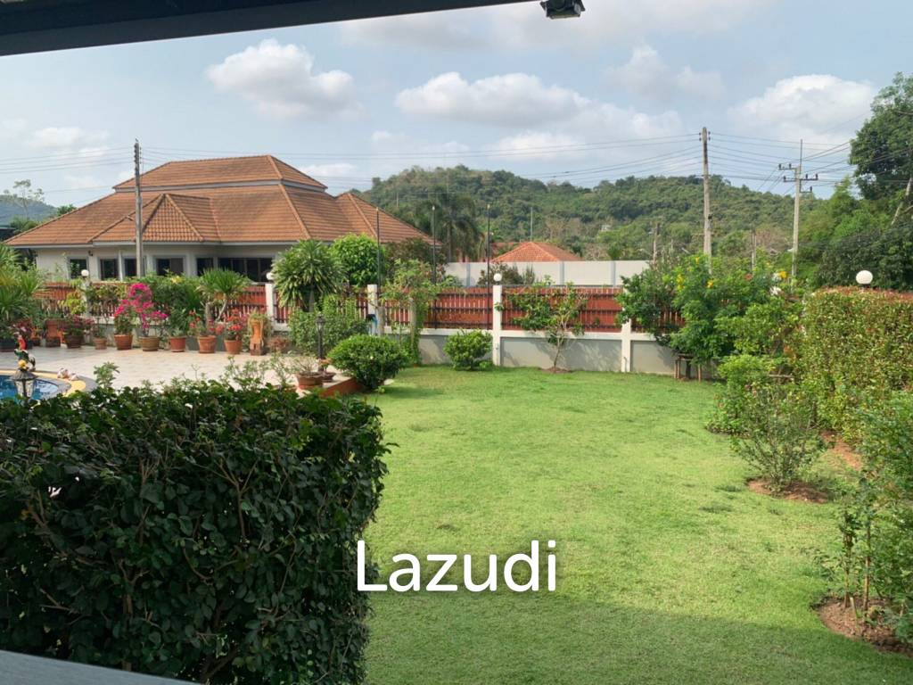 Beautiful Garden House for Sale in Bang Saray