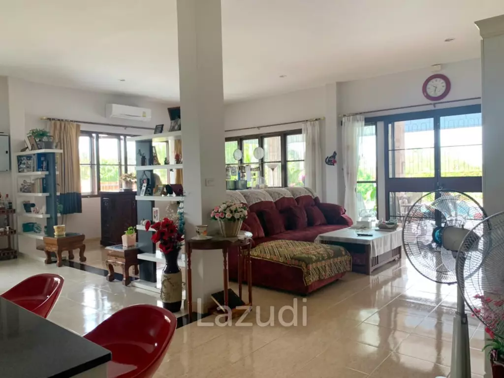 Beautiful Garden House for Sale in Bang Saray