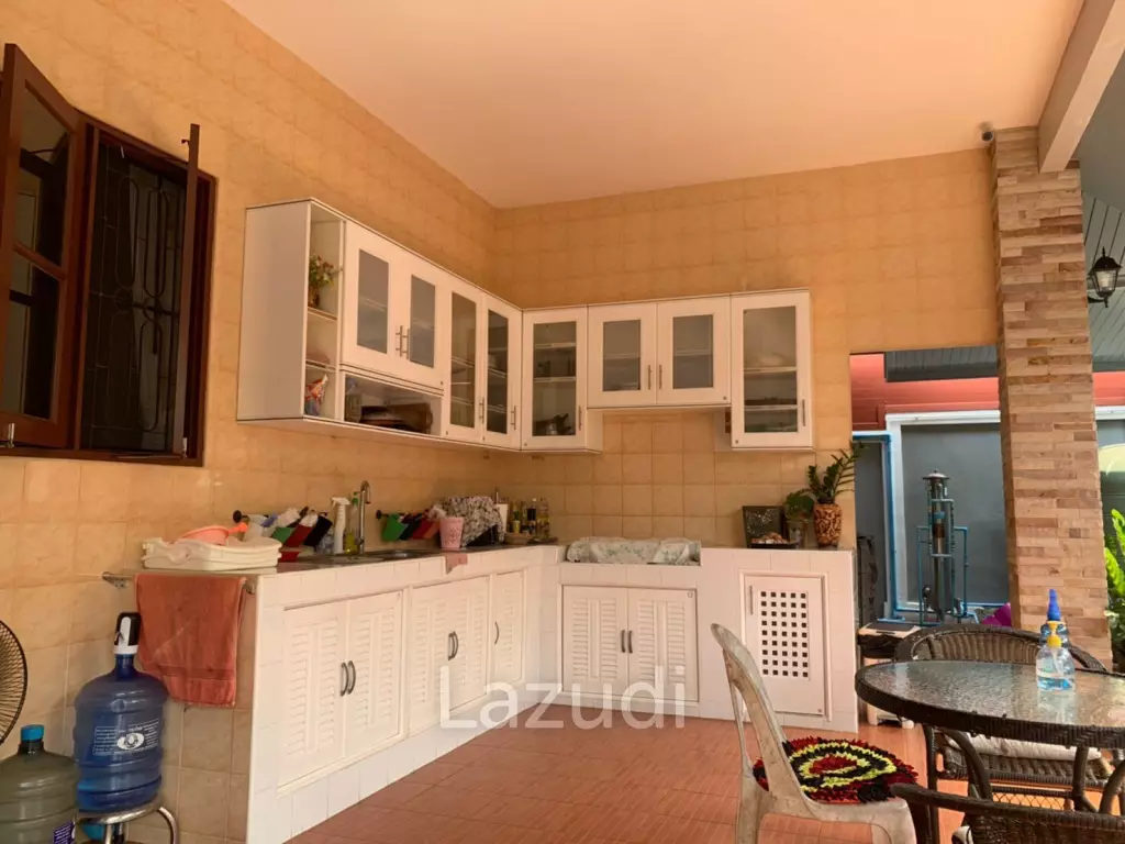 Beautiful Garden House for Sale in Bang Saray