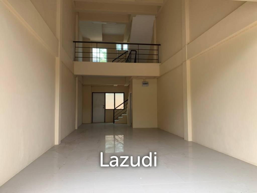 Double Unit Shophouse for Sale in Sattahip