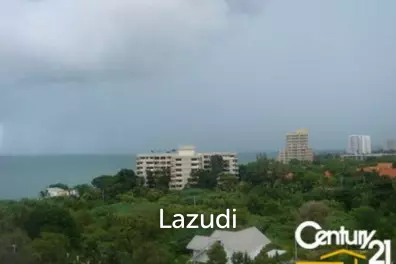 2 bedroom Condominium with Sea Views