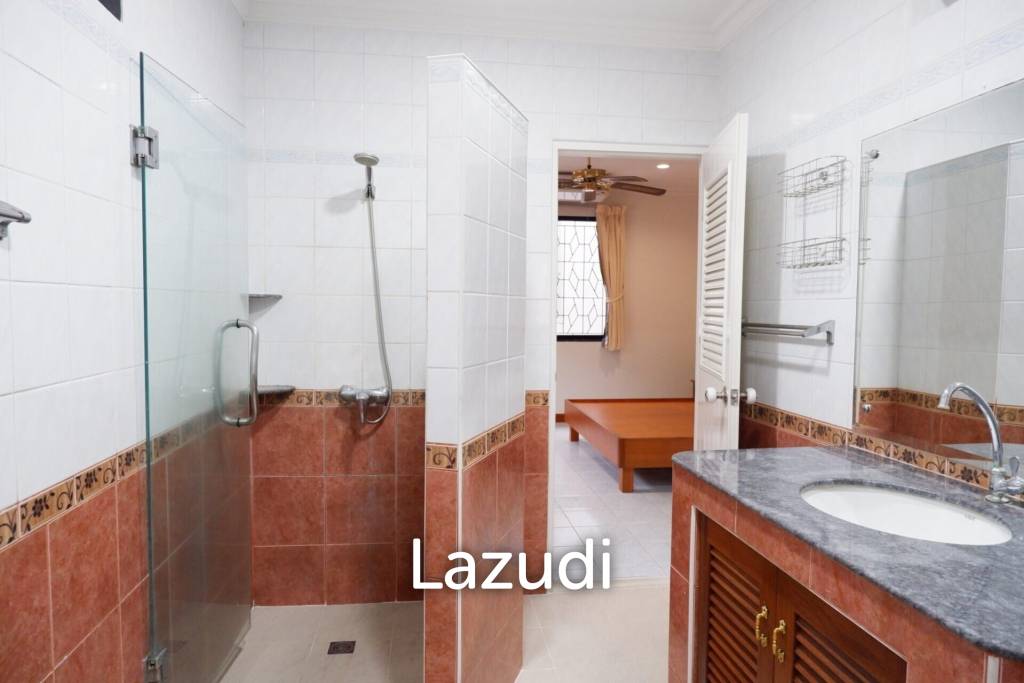 2 Storey Central Pattaya House for Sale