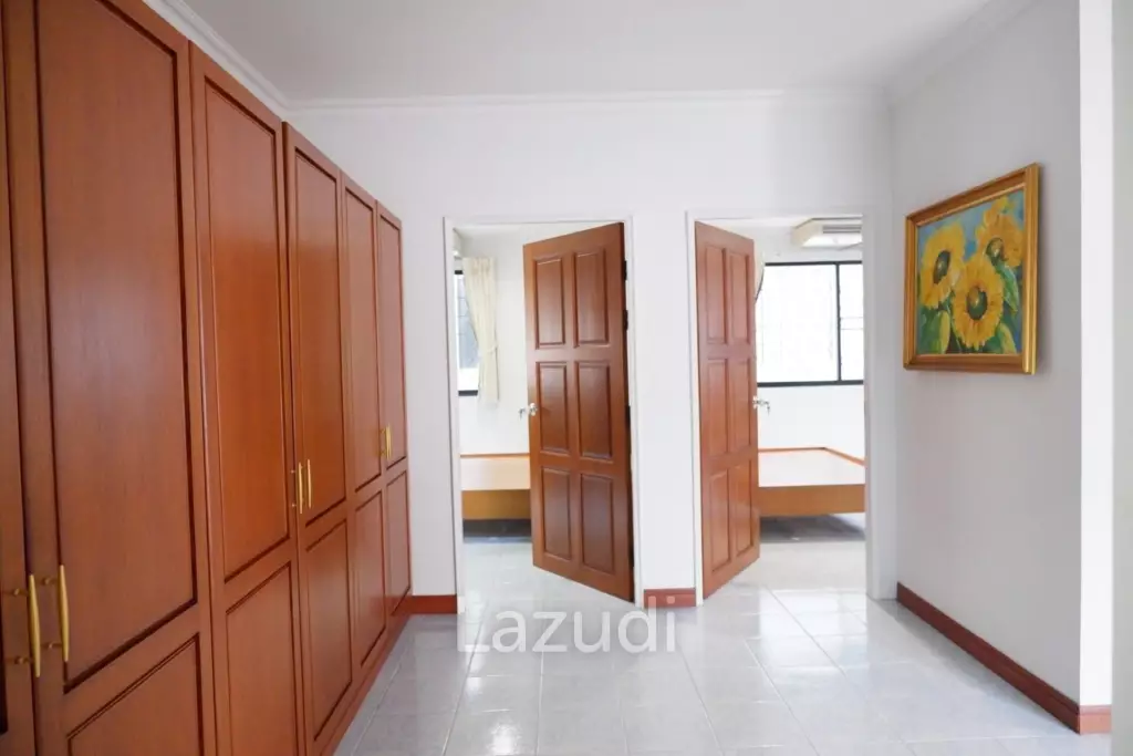 2 Storey Central Pattaya House for Sale