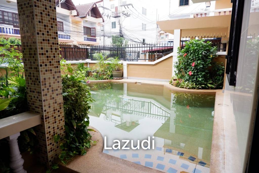 2 Storey Central Pattaya House for Sale