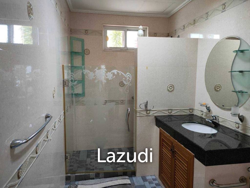 Great Location House for Sale in Pattaya Naklua