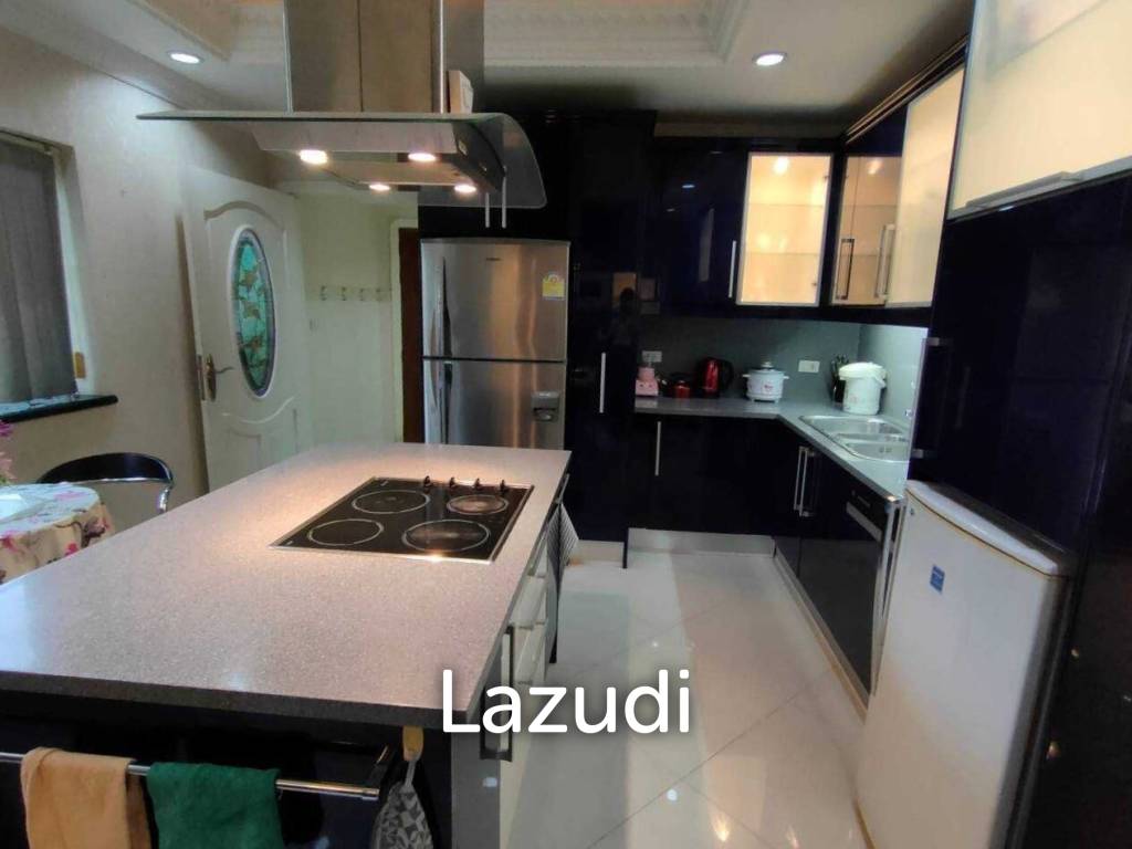 Great Location House for Sale in Pattaya Naklua