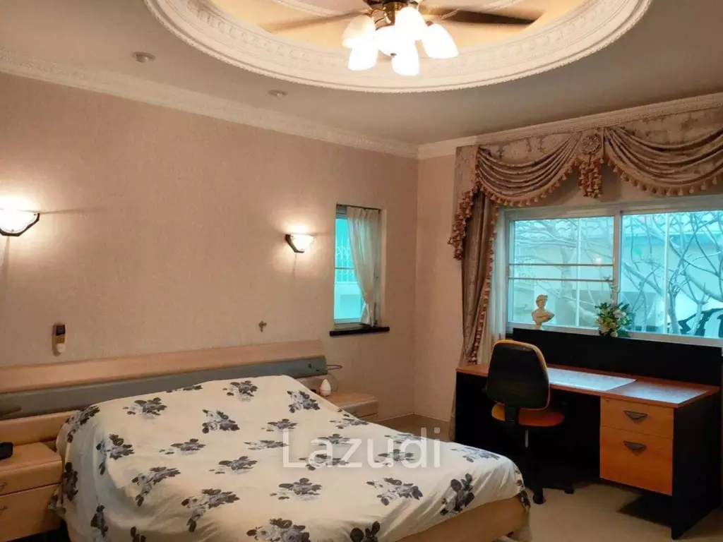 Great Location House for Sale in Pattaya Naklua