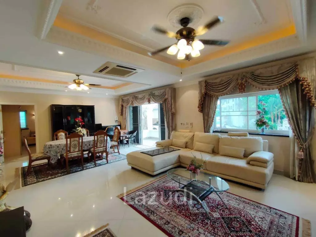 Great Location House for Sale in Pattaya Naklua